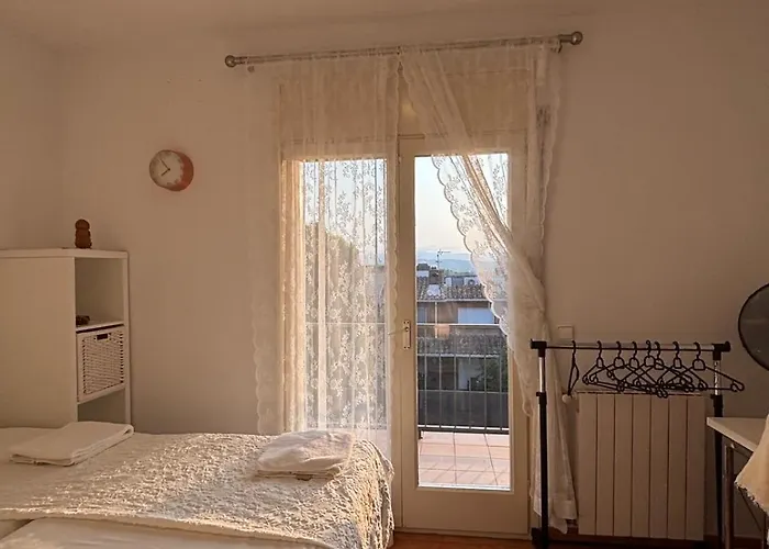 Marta - * Жирона