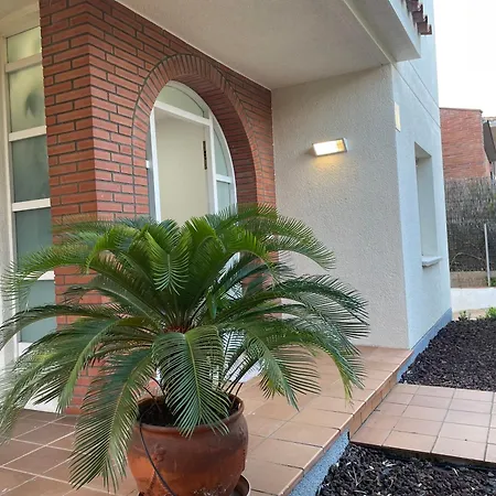 Marta - Holiday home Girona