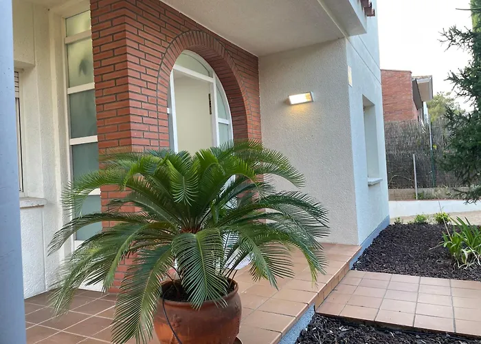 Marta - Vakantiehuis Gerona